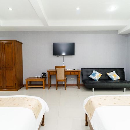 Baan Suan Khun Ta&Golf Resort Ubon Ratchathani Bagian luar foto