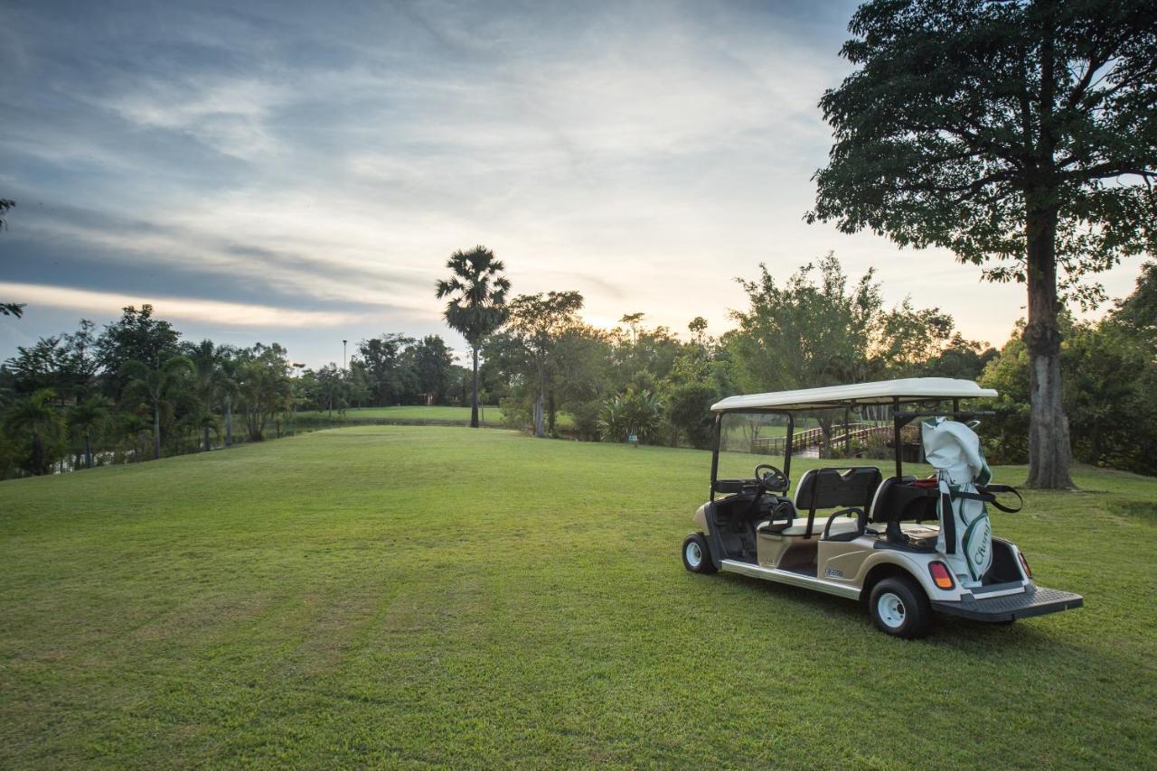 Baan Suan Khun Ta&Golf Resort Ubon Ratchathani Bagian luar foto